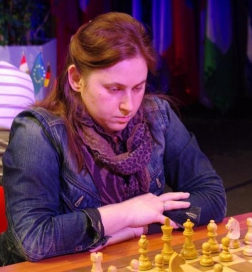 Judit Polgár is the woman who defeated Kasparov, Karpov and Spassky