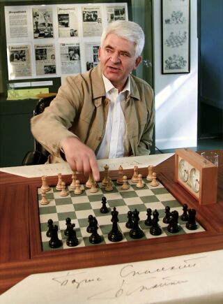 Boris Vasilievich Spassky player profile - ChessBase Players