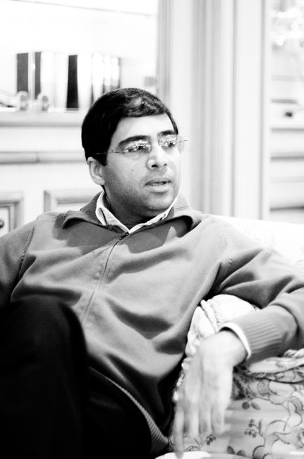 Viswanathan Anand's nationality questioned, Sibal apologises